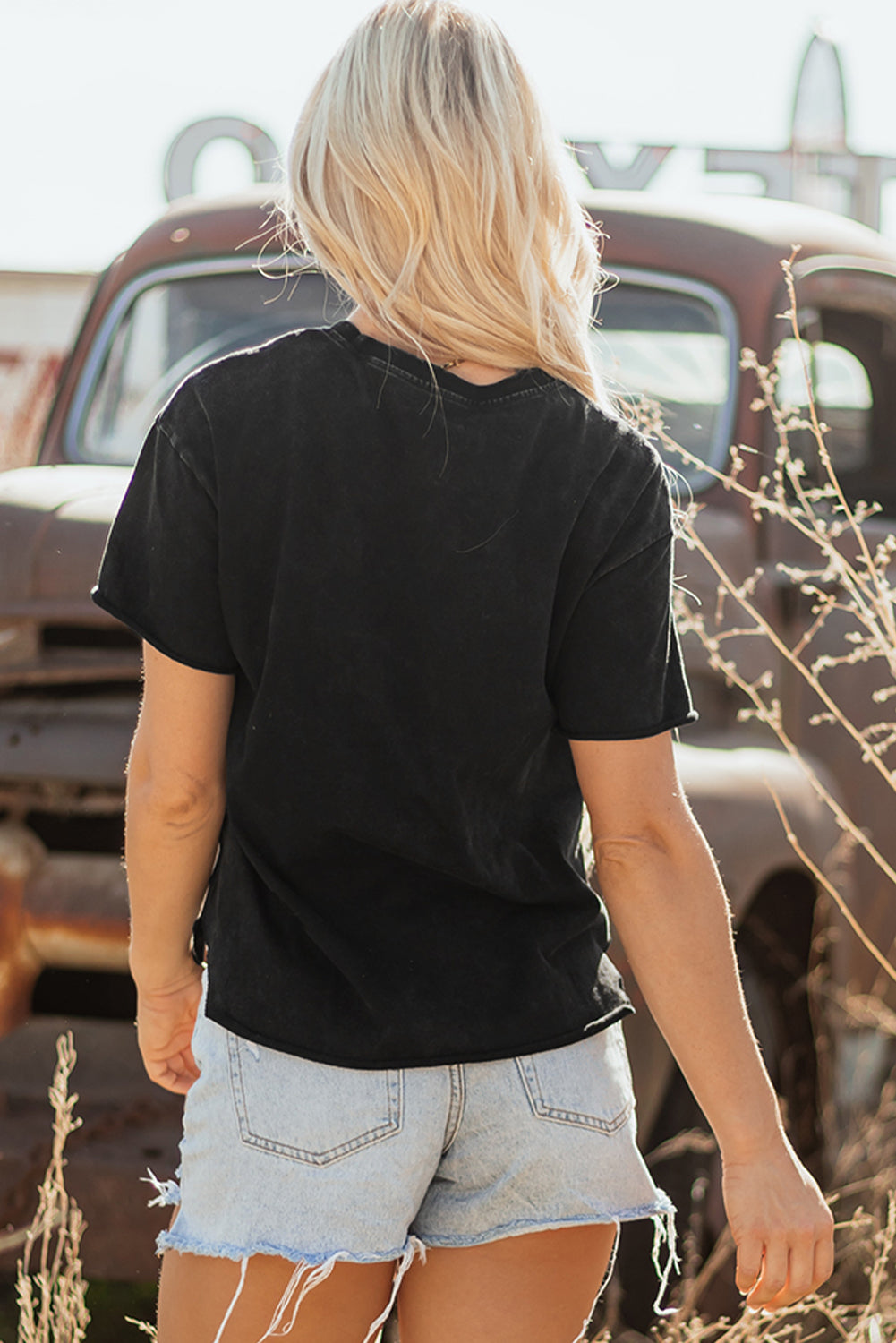 Black Western HOWDY t shirt